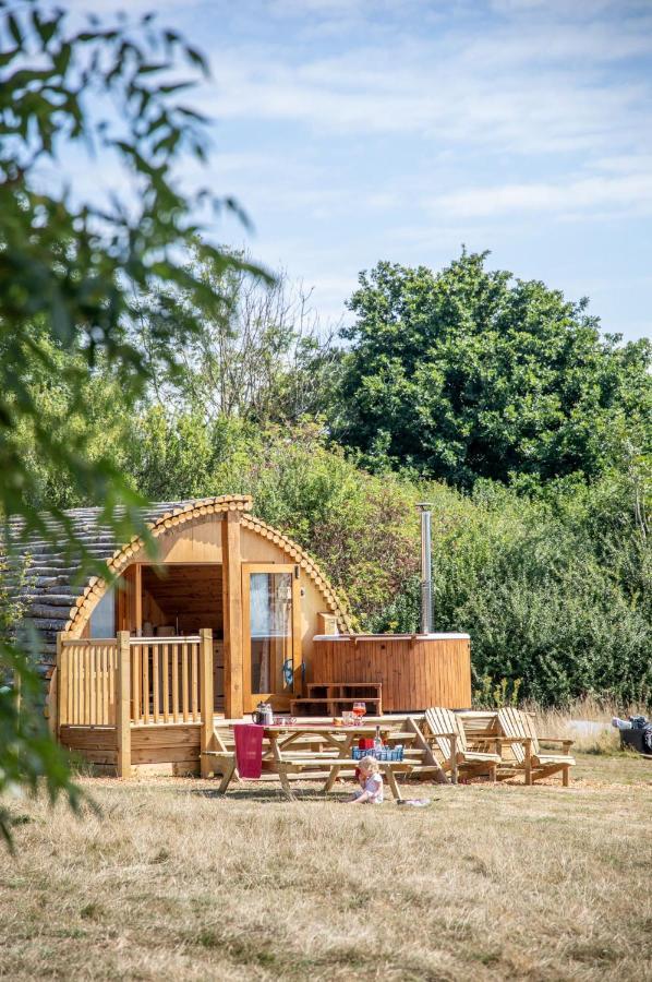 Barnhorn Glamping Villa Hooe Екстериор снимка