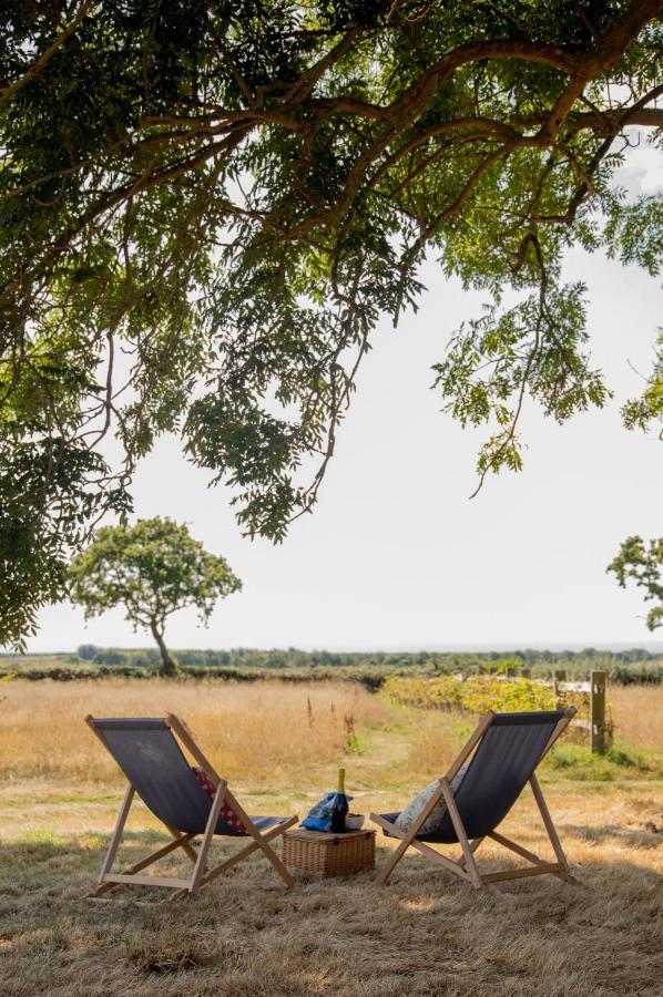 Barnhorn Glamping Villa Hooe Екстериор снимка