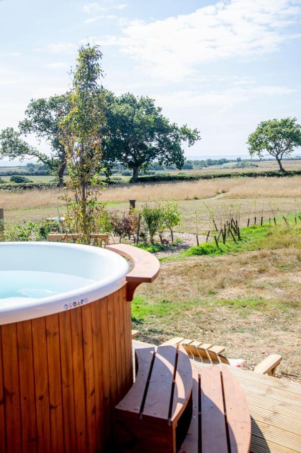 Barnhorn Glamping Villa Hooe Екстериор снимка
